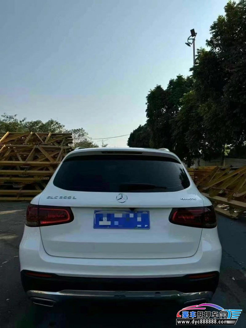 21年奔驰GLC轿车抵押车出售