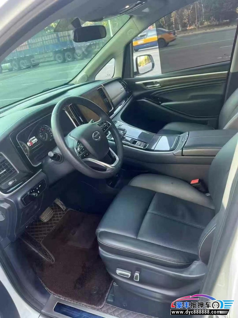 20年传祺M8轿车抵押车出售