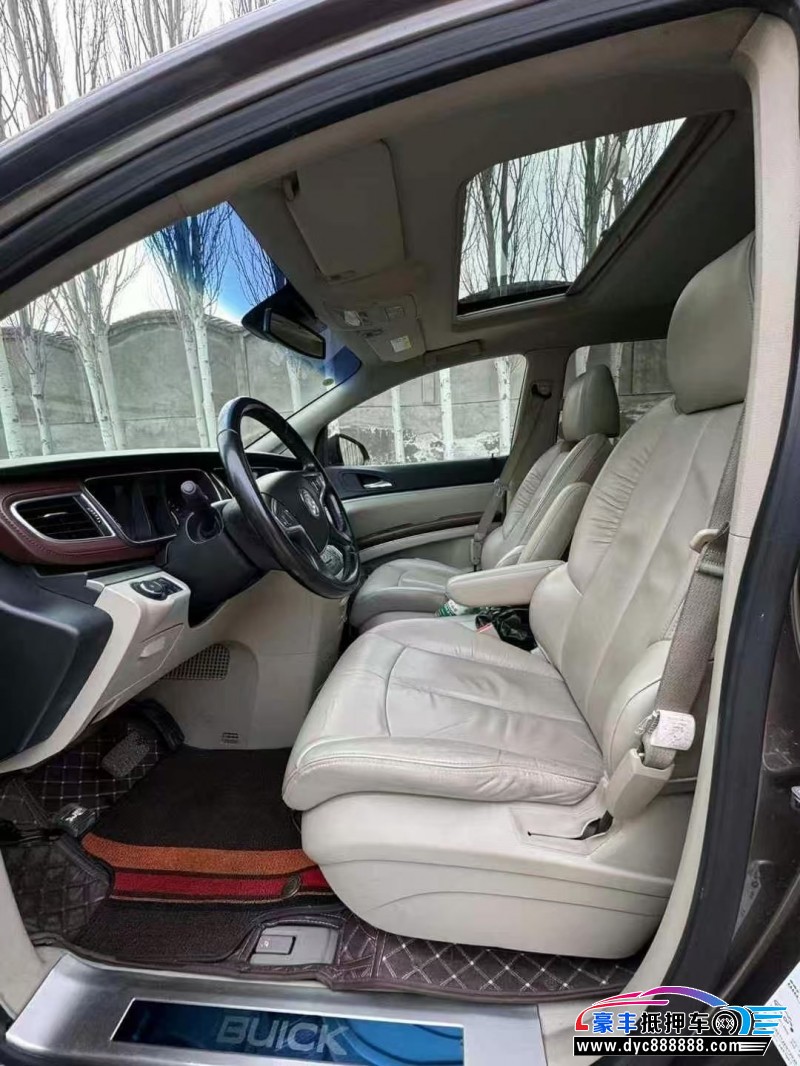 18年别克GL8轿车抵押车出售