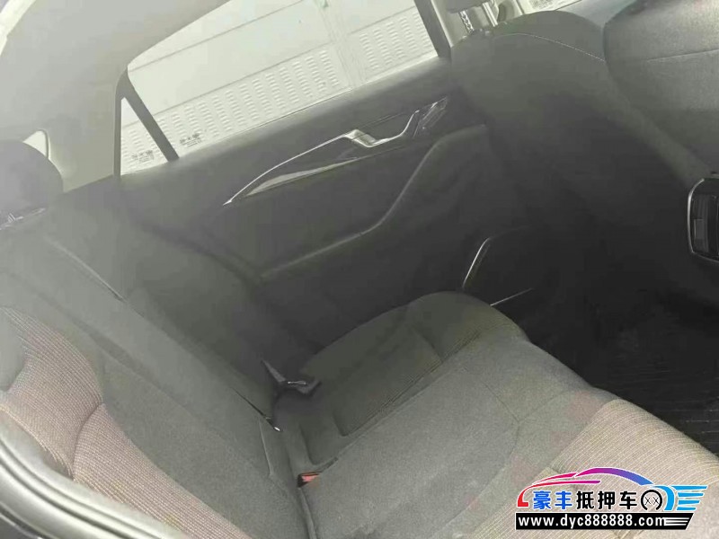 24年奔腾B70轿车抵押车出售