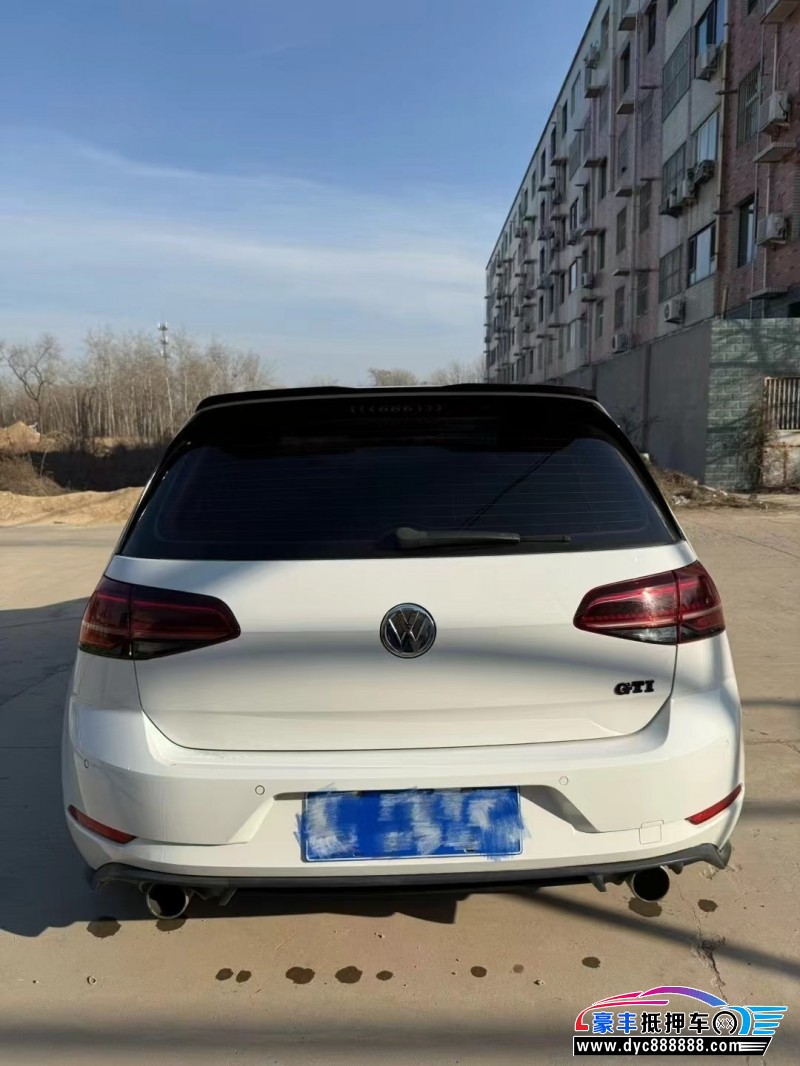 18年大众高尔夫轿车抵押车出售