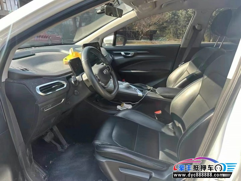 22年吉利几何轿车抵押车出售