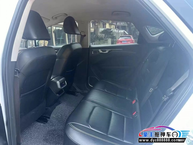 22年吉利几何轿车抵押车出售