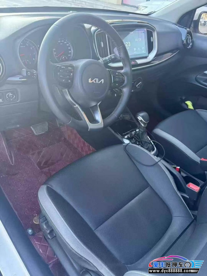 22年起亚KX1轿车抵押车出售