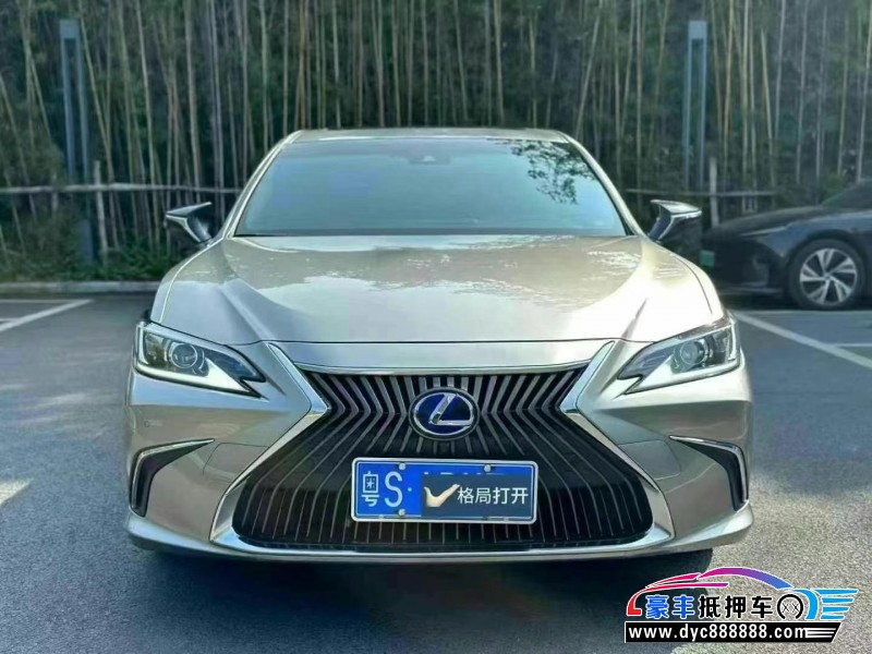 21年雷克萨斯ES轿车抵押车出售
