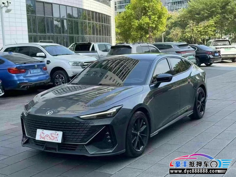 23年长安长安UNI轿车抵押车出售