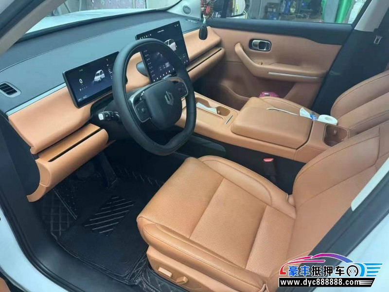 24年零跑C10轿车抵押车出售