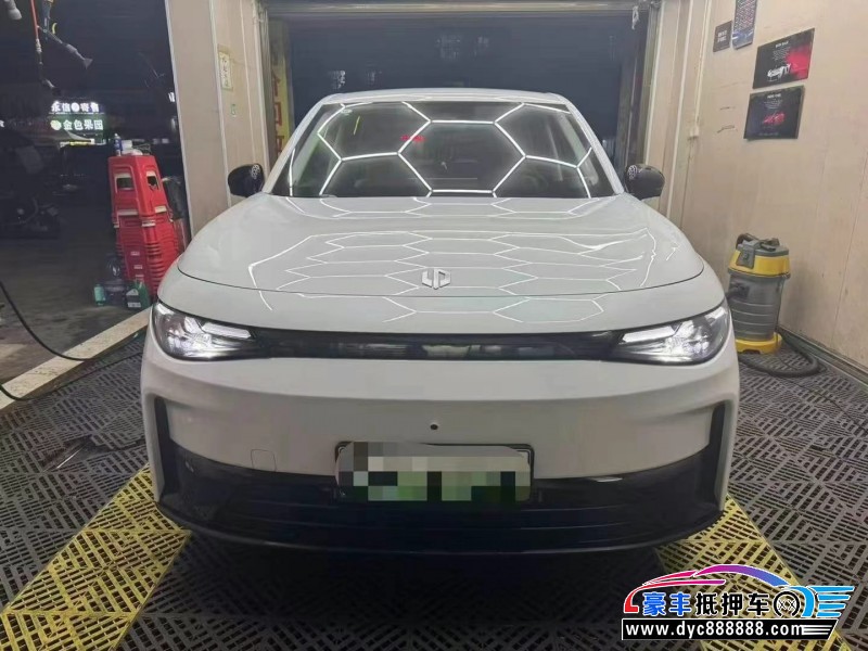 24年零跑C10轿车抵押车出售