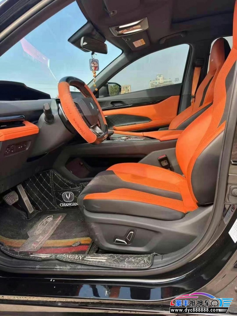 24年长安长安UNI轿车抵押车出售