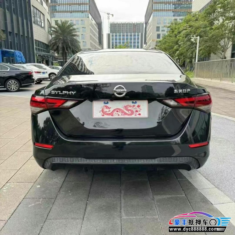 22年日产轩逸轿车抵押车出售