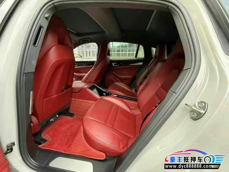 19年保时捷帕纳梅拉轿车抵押车出售