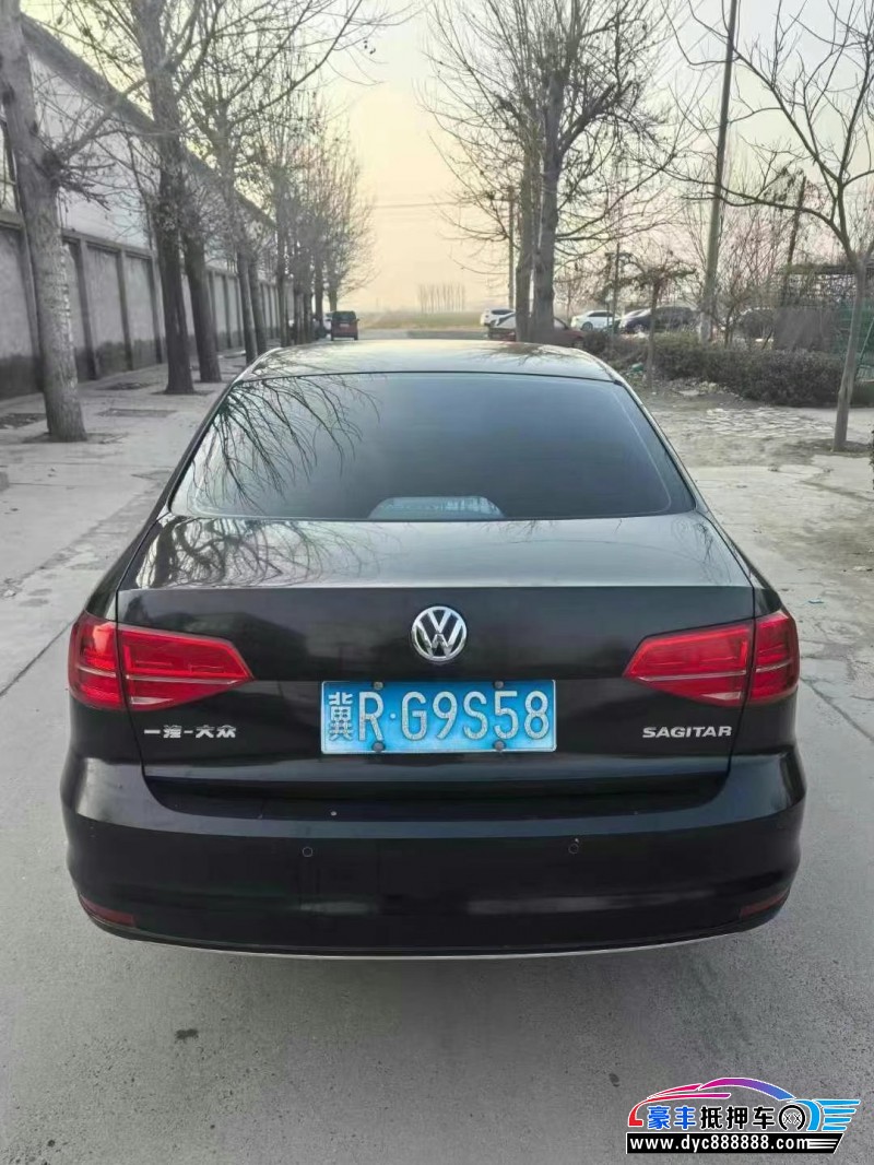 17年大众速腾轿车抵押车出售