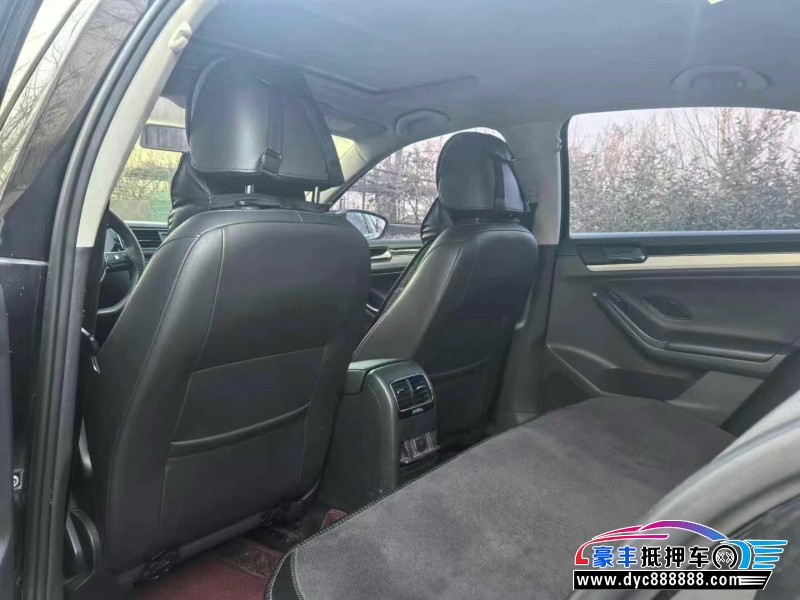 17年大众速腾轿车抵押车出售