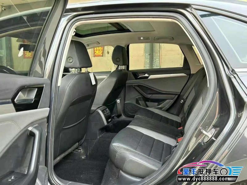 20年大众速腾轿车抵押车出售