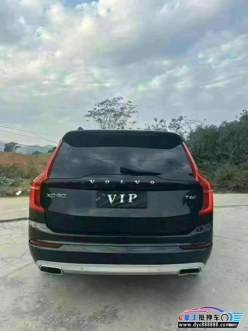 17年沃尔沃XC90轿车抵押车出售