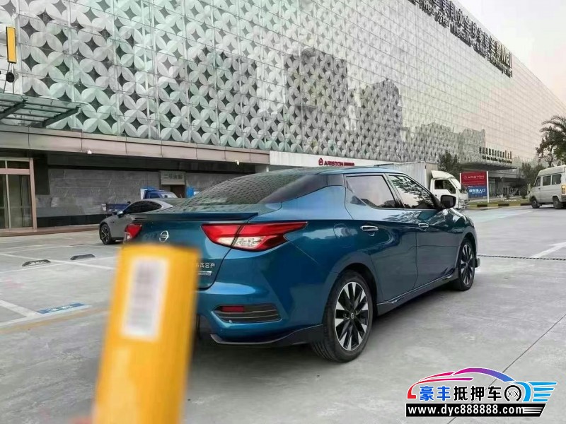 22年日产蓝鸟轿车抵押车出售