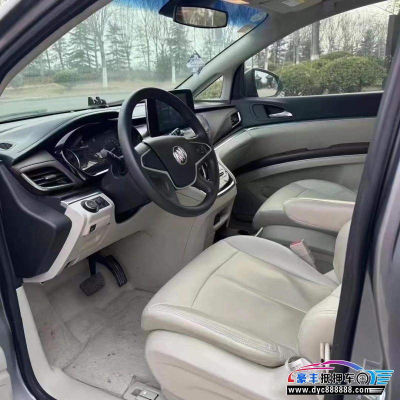 21年别克GL8轿车抵押车出售