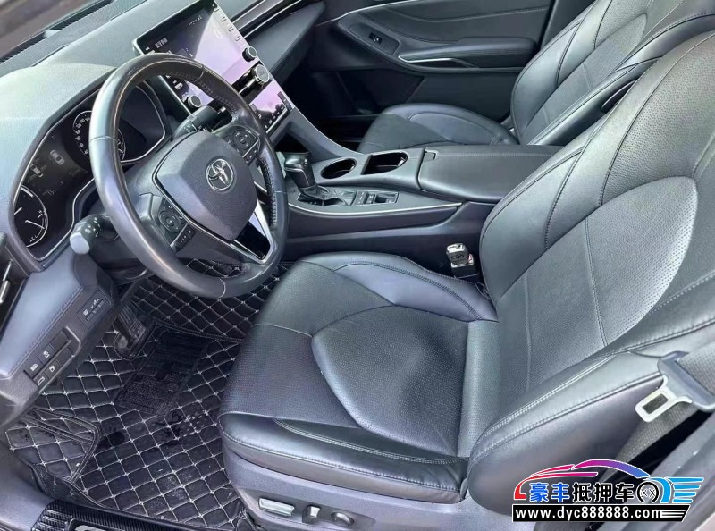 20年丰田亚洲龙轿车抵押车出售