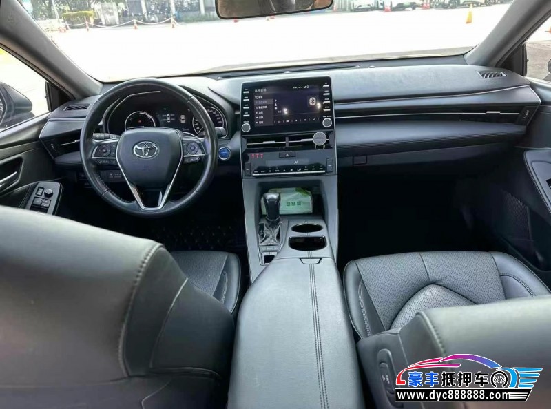 20年丰田亚洲龙轿车抵押车出售