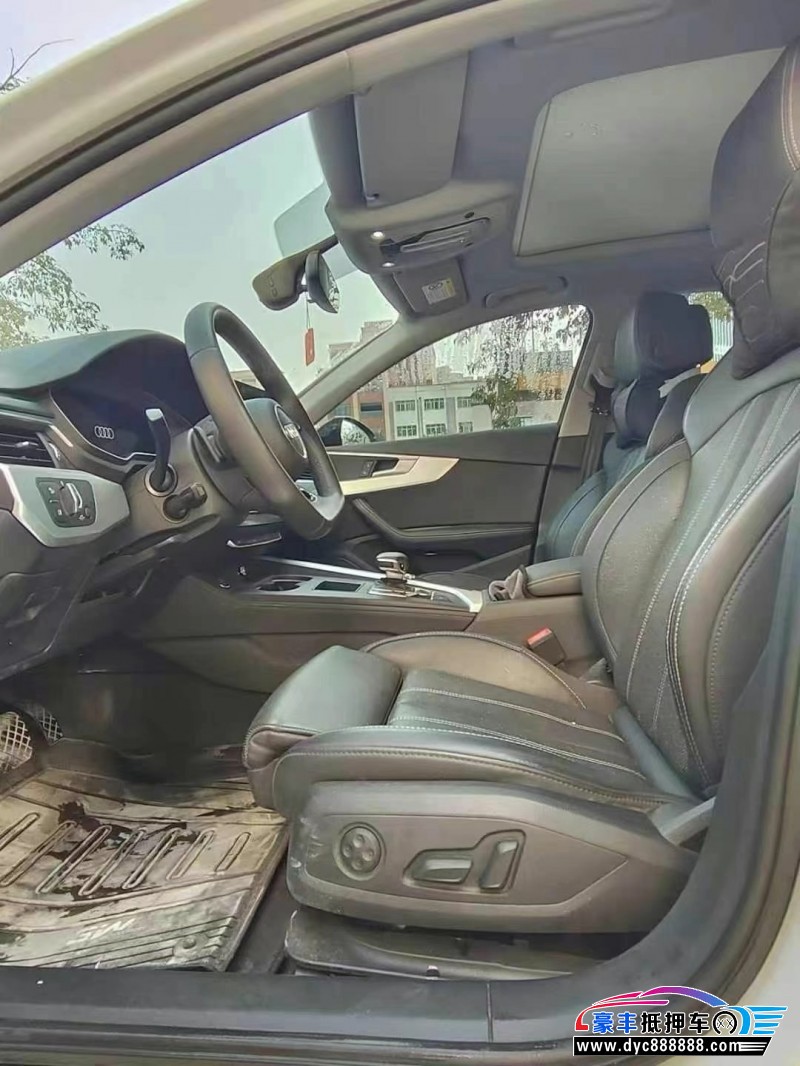 23年奥迪A4L轿车抵押车出售