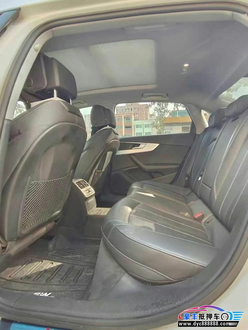 23年奥迪A4L轿车抵押车出售