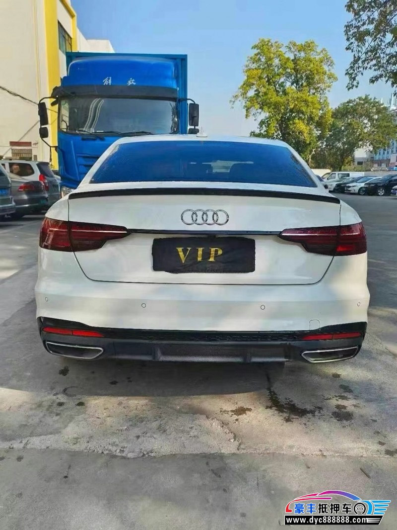 23年奥迪A4L轿车抵押车出售