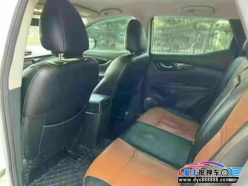 16年日产逍客轿车抵押车出售