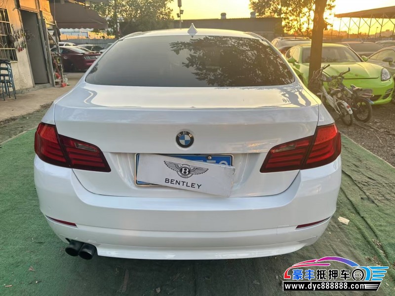 13年宝马5系轿车抵押车出售