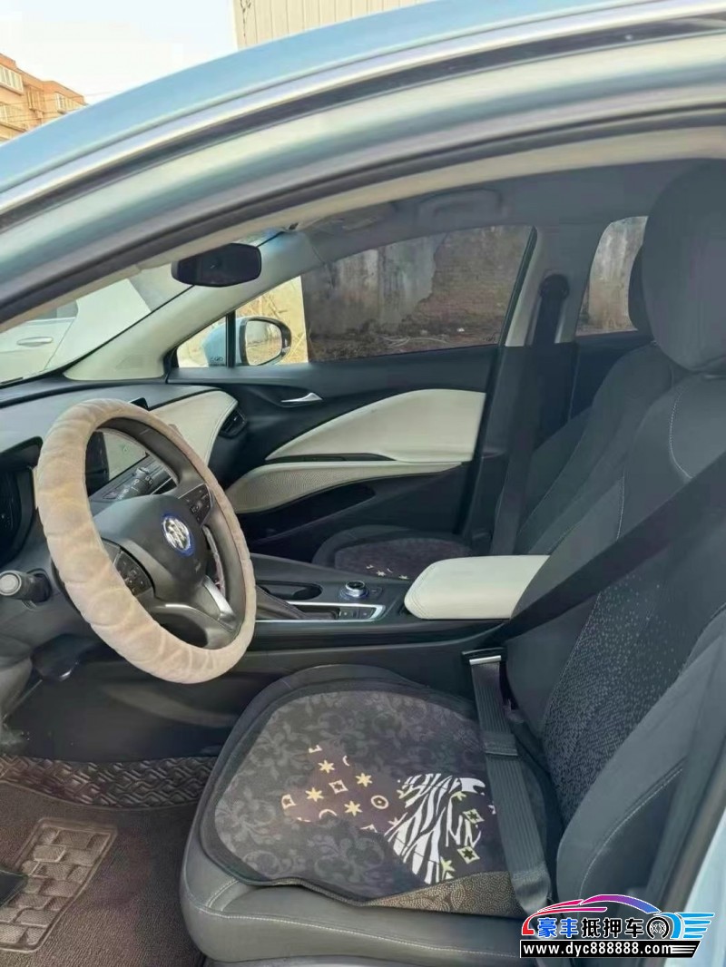 22年别克微蓝轿车抵押车出售