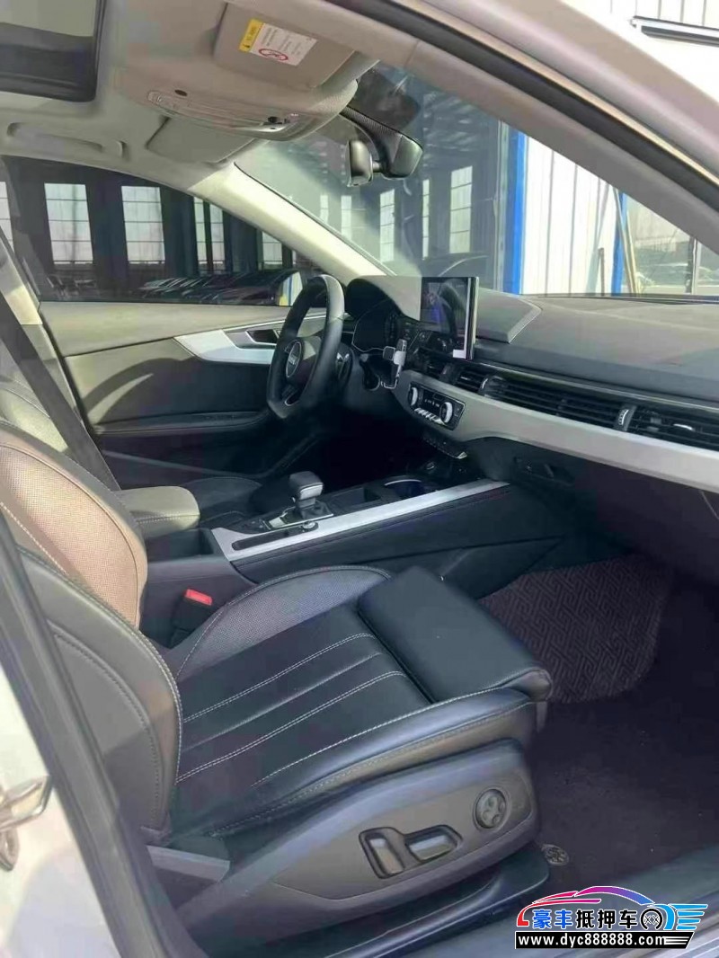 23年奥迪A4L轿车抵押车出售