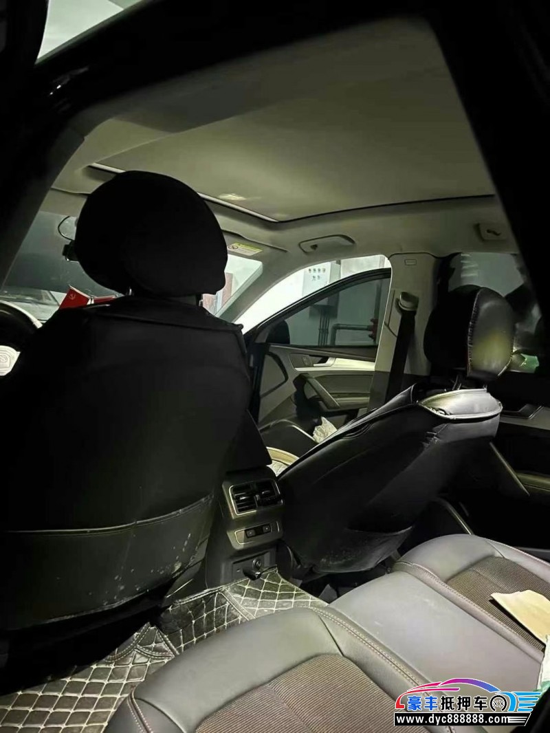 21年奥迪Q5轿车抵押车出售