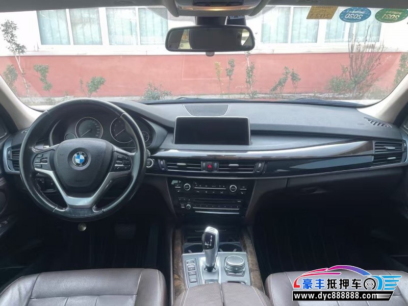 17年宝马X5轿车抵押车出售