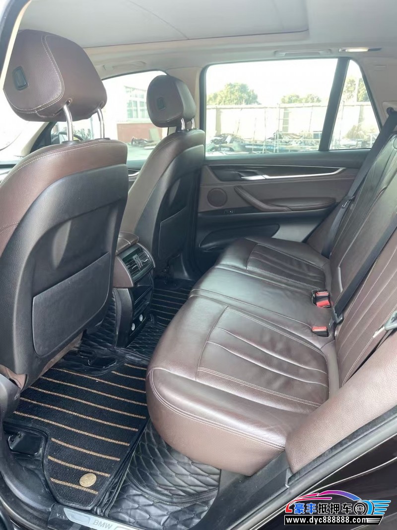 17年宝马X5轿车抵押车出售
