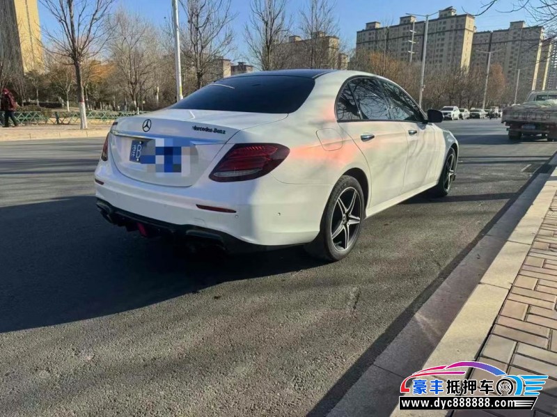 20年奔驰E轿车抵押车出售