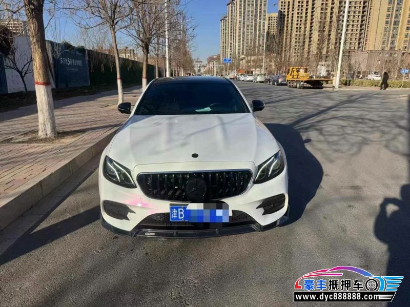 20年奔驰E轿车抵押车出售