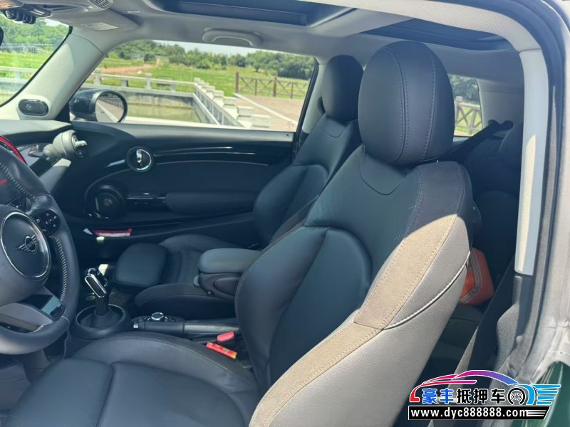 23年宝马MINI轿车抵押车出售