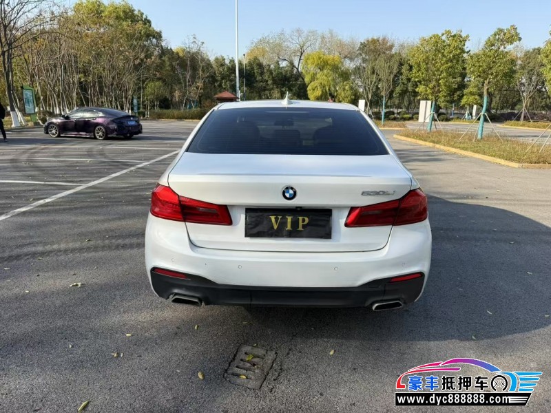 18年宝马5系轿车抵押车出售