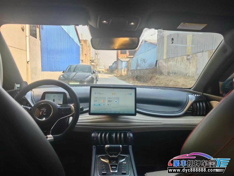 22年比亚迪元轿车抵押车出售