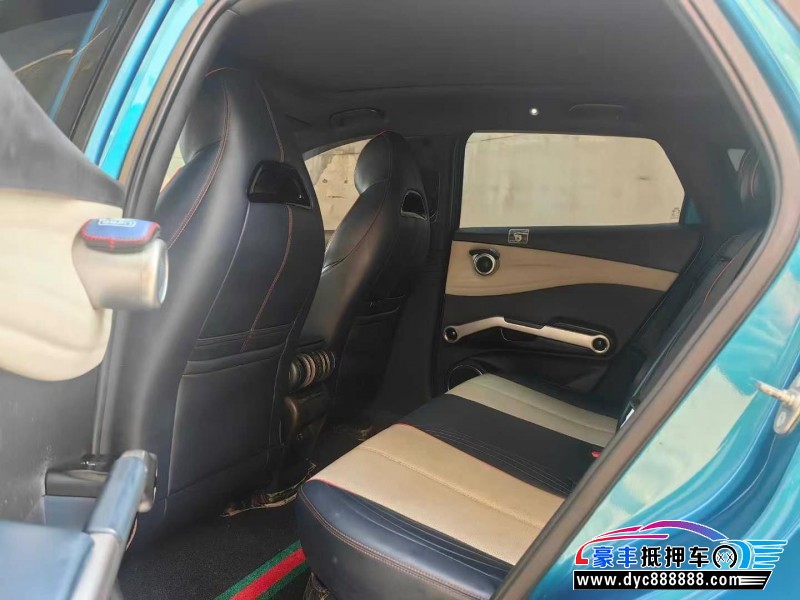 22年比亚迪元轿车抵押车出售