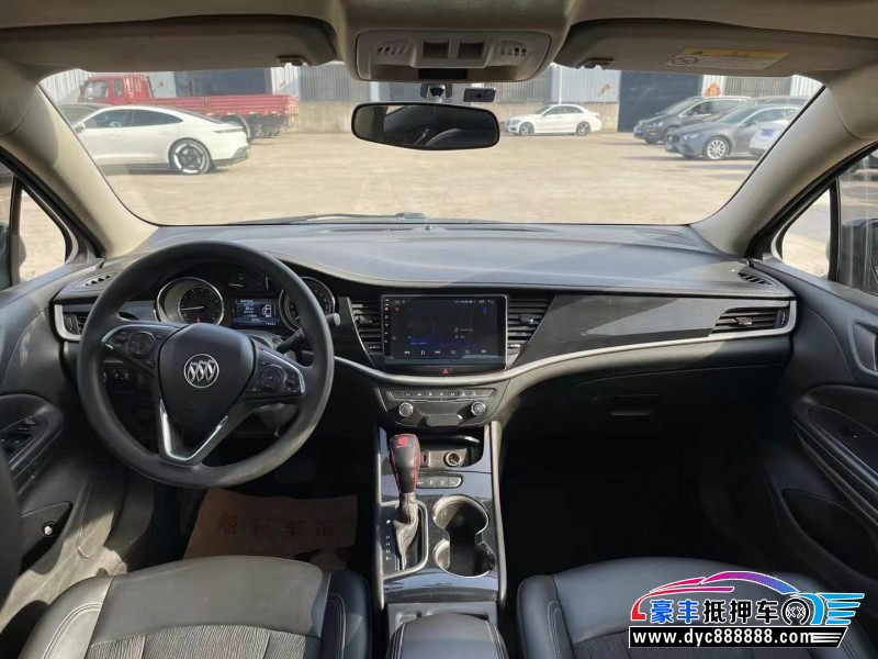 17年别克威朗轿车抵押车出售