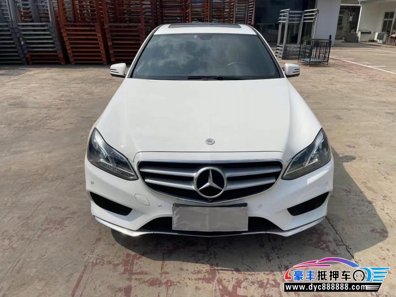 14年奔驰E轿车抵押车出售