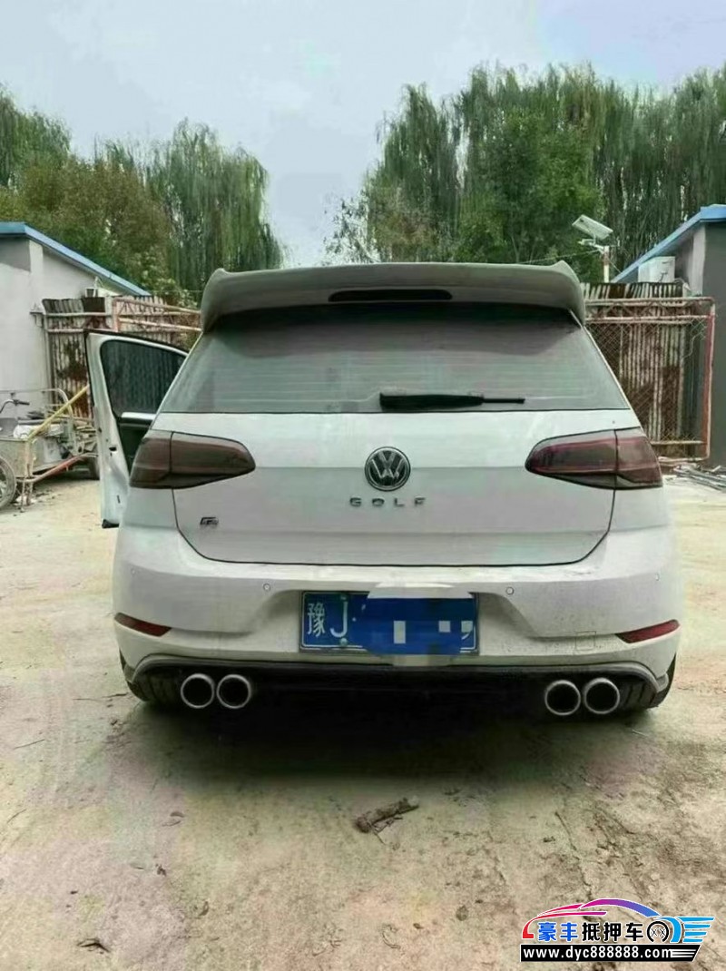 20年大众高尔夫轿车抵押车出售