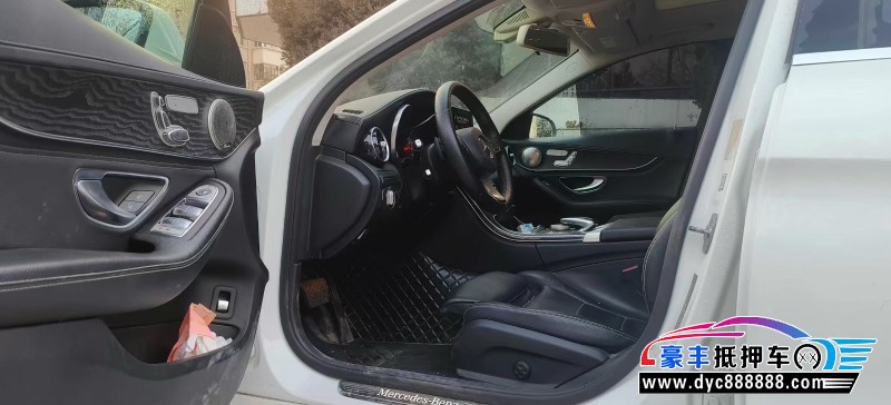 18年奔驰C轿车抵押车出售