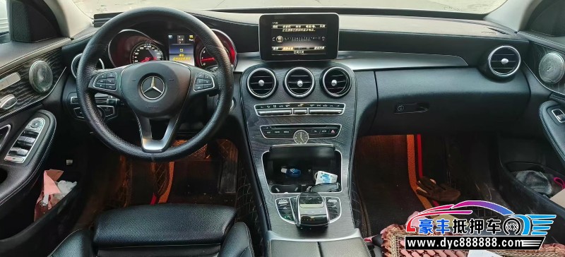 18年奔驰C轿车抵押车出售