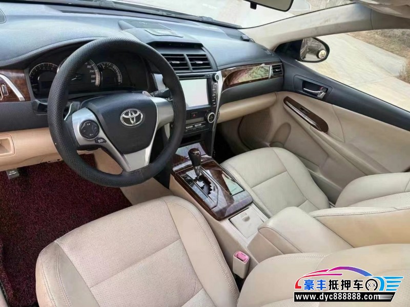 13年丰田凯美瑞轿车抵押车出售