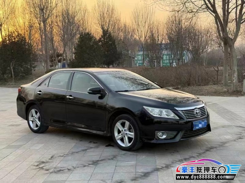 13年丰田凯美瑞轿车抵押车出售