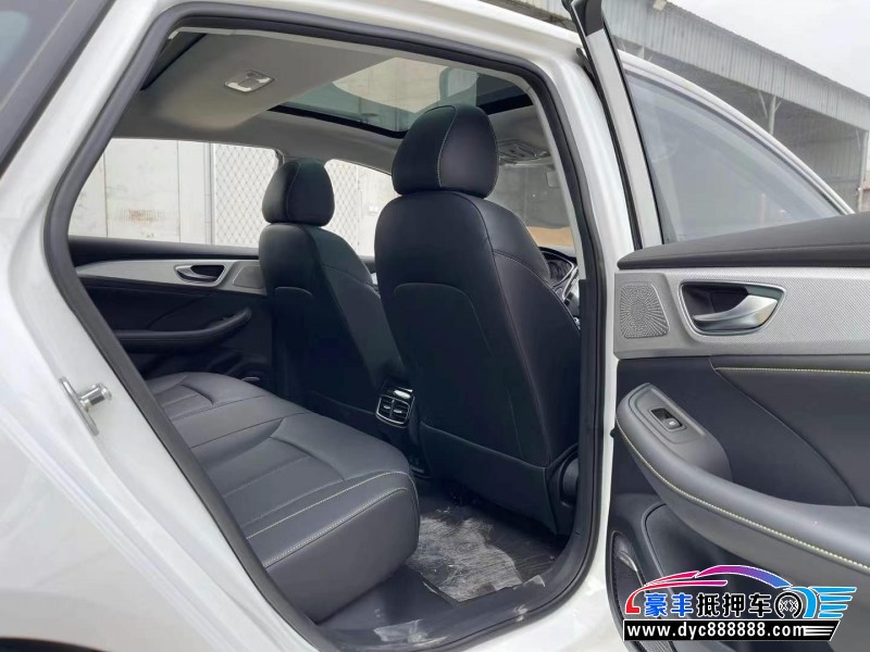 24年荣威i6轿车抵押车出售