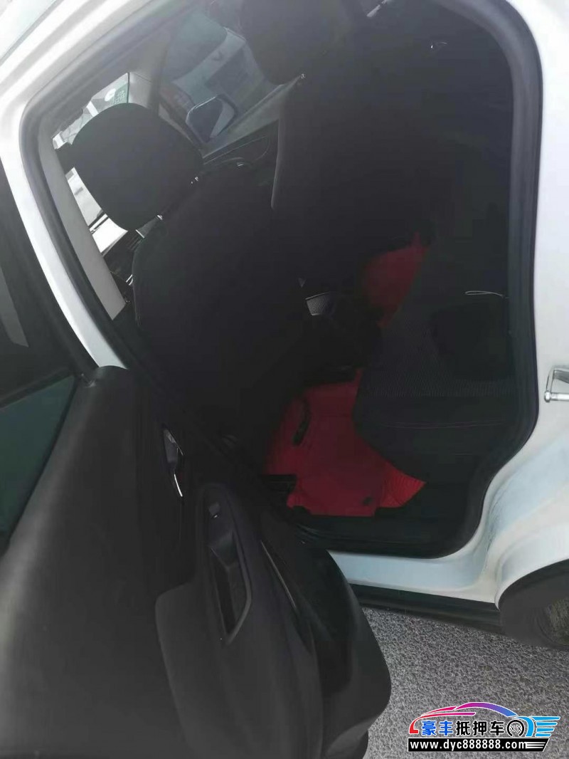 18年别克昂科拉轿车抵押车出售