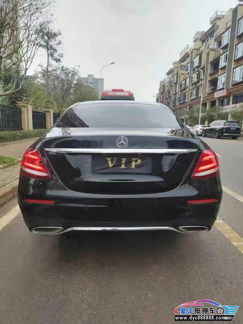 18年奔驰E轿车抵押车出售