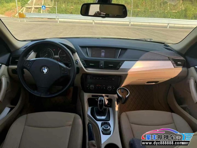 12年宝马X1SUV抵押车出售